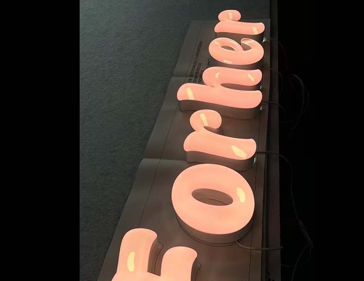 Detailed custom 3d logo lettering with high-quality materials and finishing